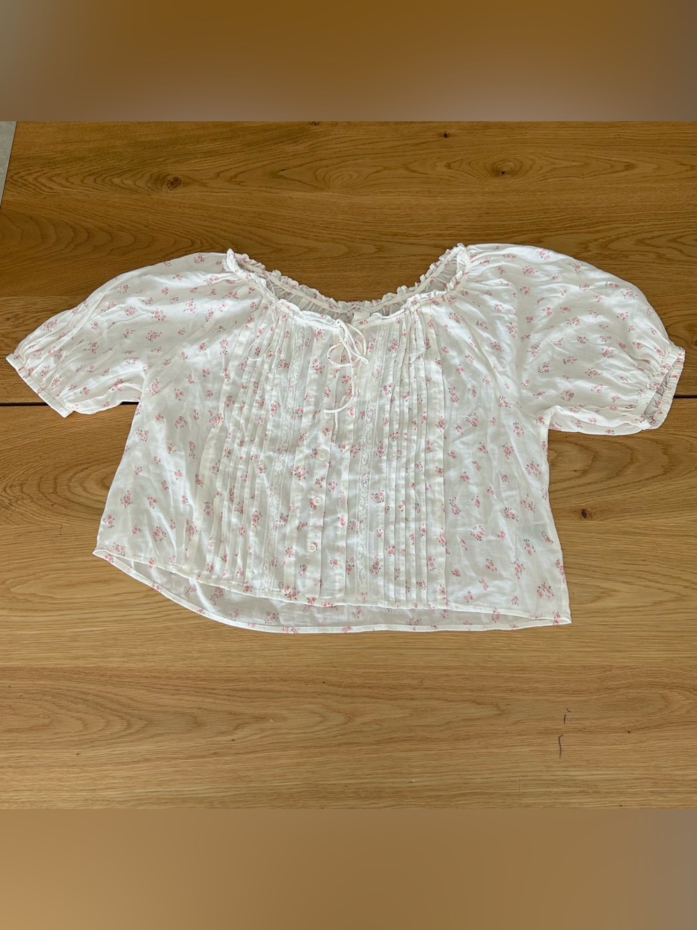 H&M White Floral Blouse